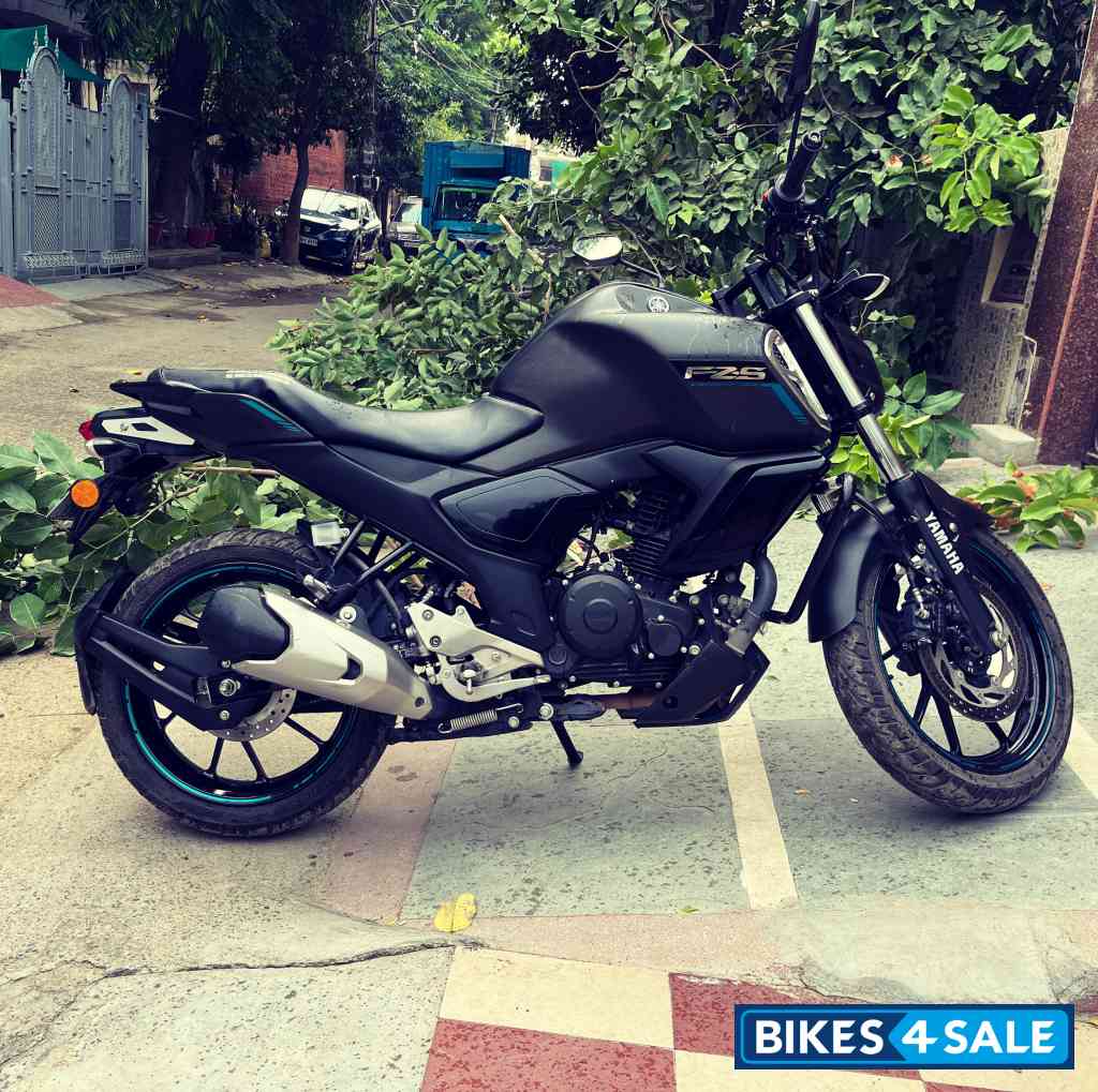 Yamaha FZ-S FI V3 BS6