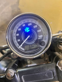 Black Bajaj Avenger Street 220