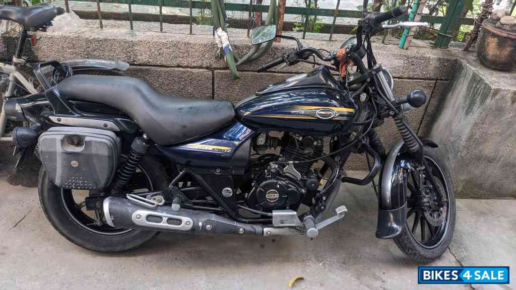 Bajaj Avenger Street 150