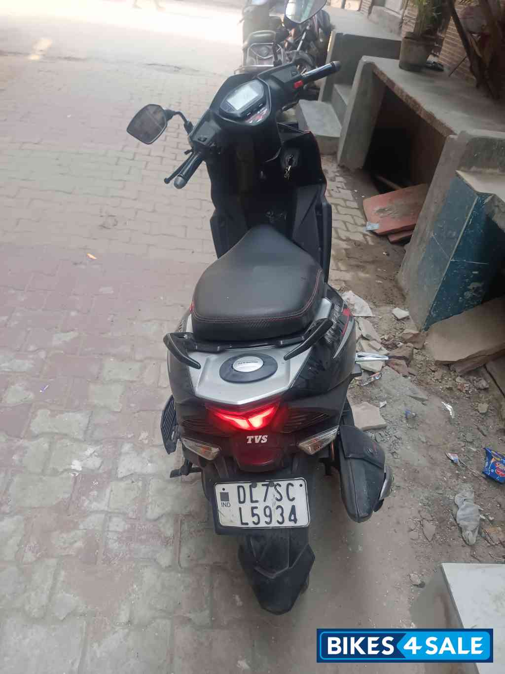 TVS NTORQ 125 Race XP TVS NTORQ 125 Race XP