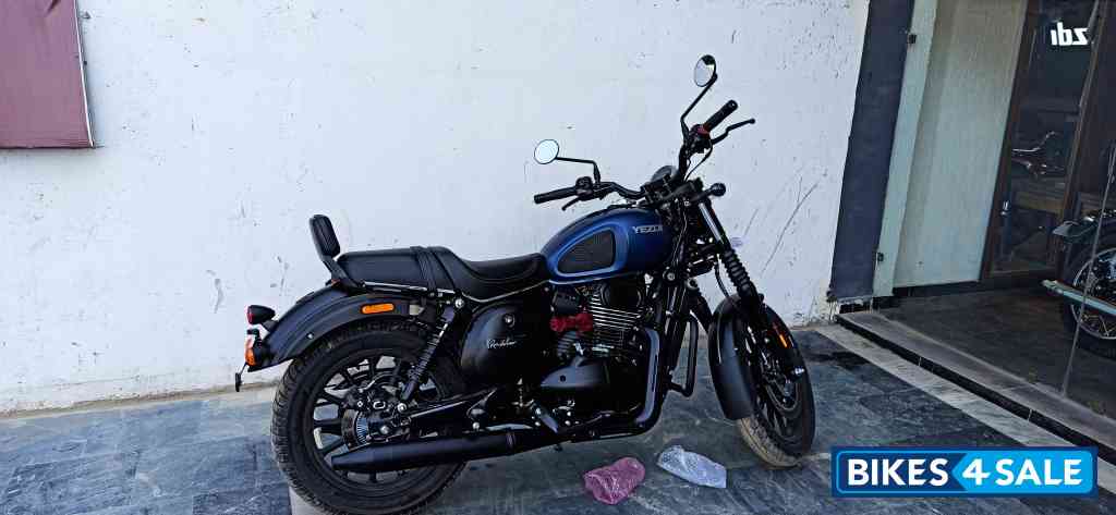 Steel Blue Yezdi Roadster Steel blue