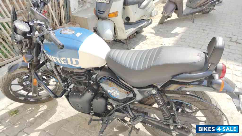 Royal Enfield Hunter 350 Retro