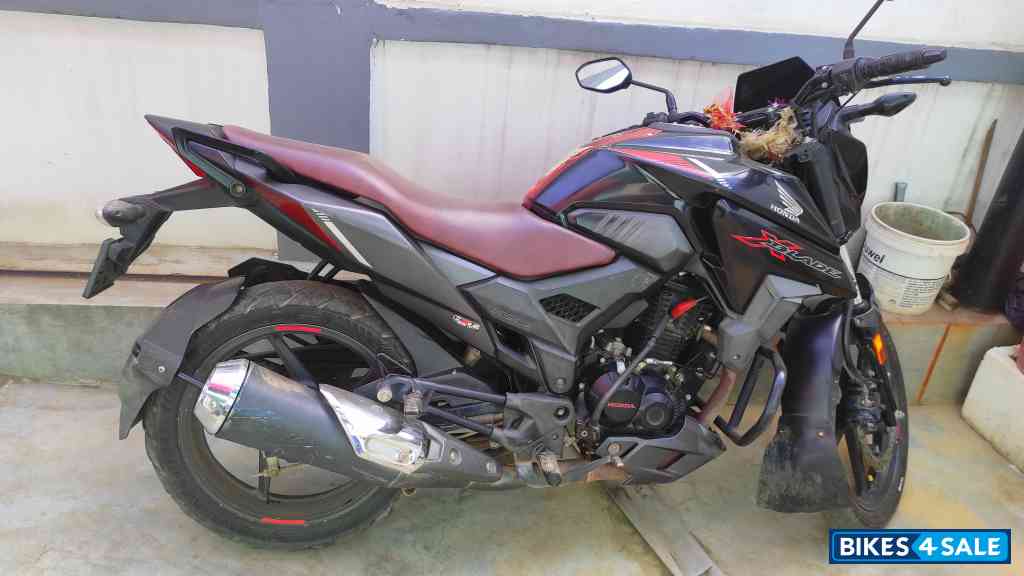 Honda XBlade