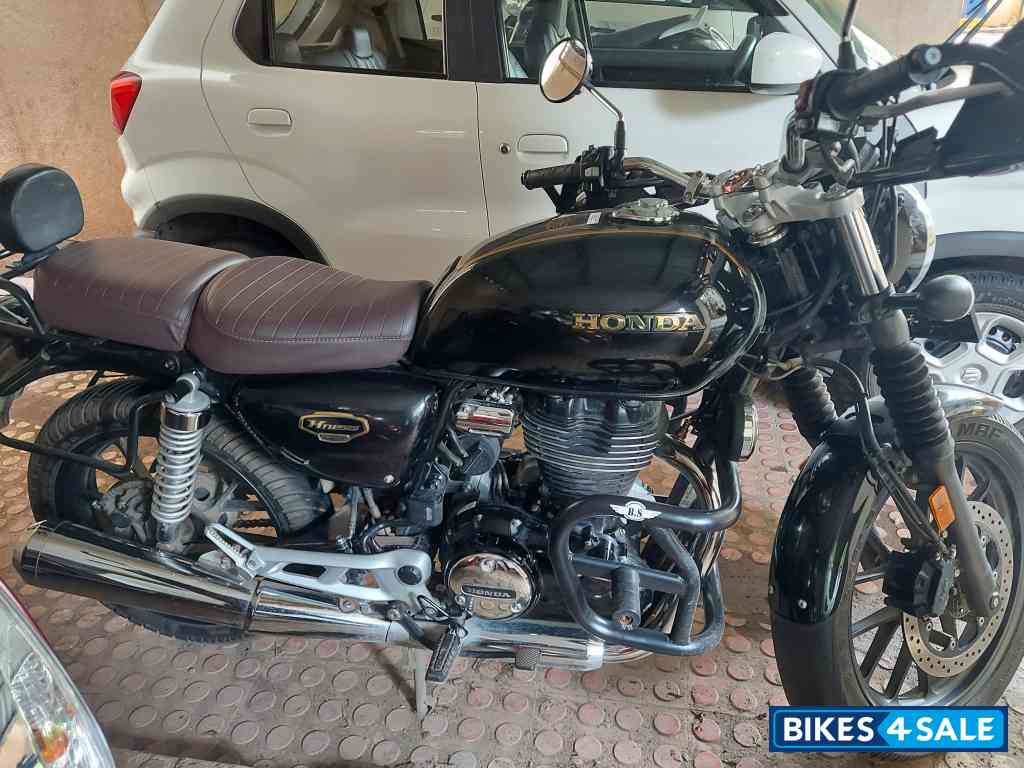Black Honda Hness Anniversary Edition