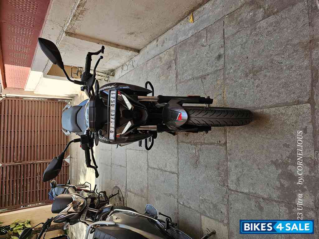 Bajaj Pulsar N250