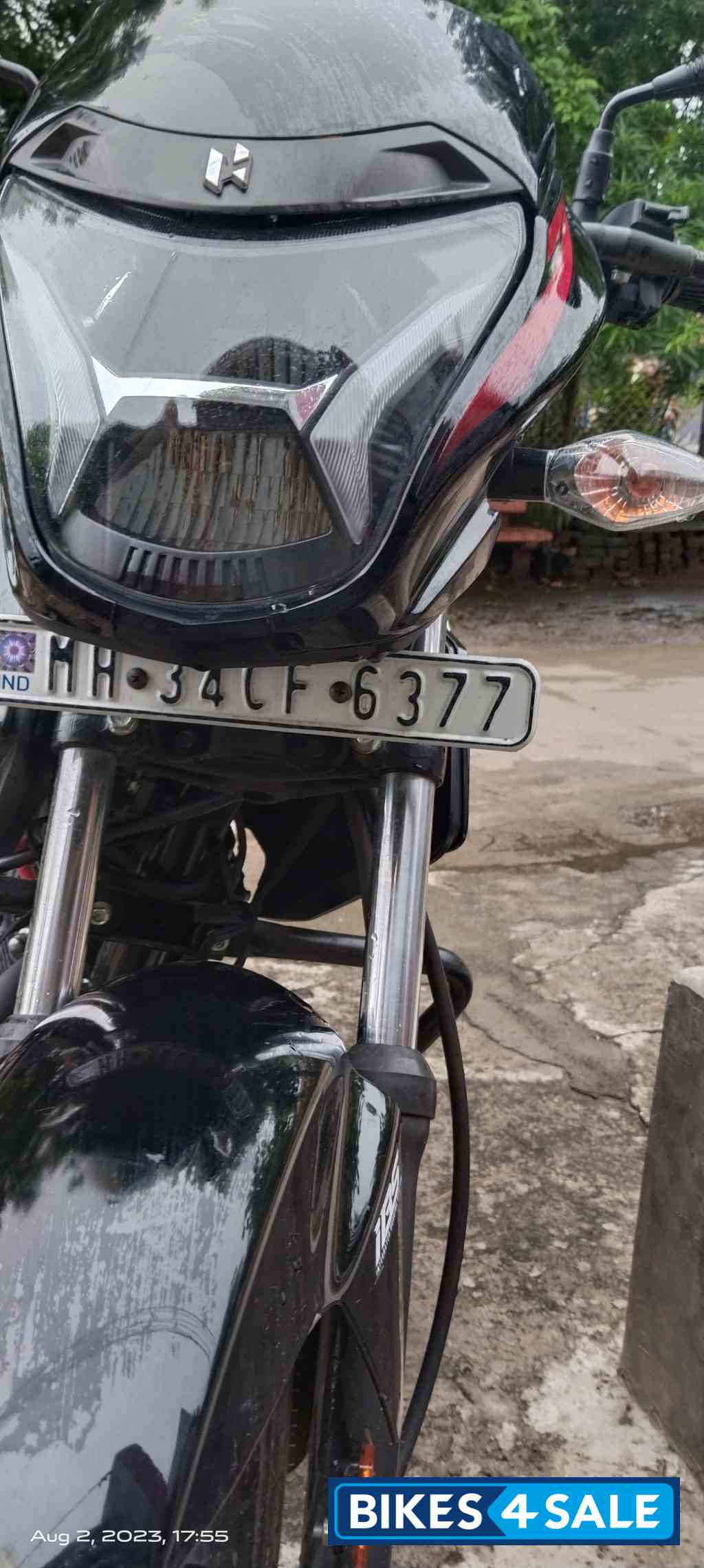 Black Hero Glamour Canvas