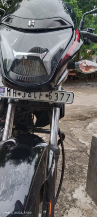 Black Hero Glamour Canvas