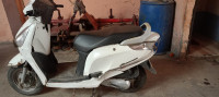 White Honda Aviator