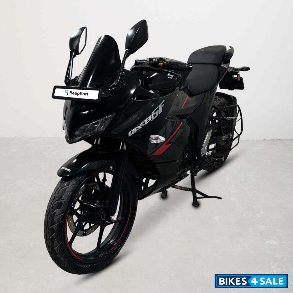 Suzuki Gixxer SF Suzuki Gixxer SF