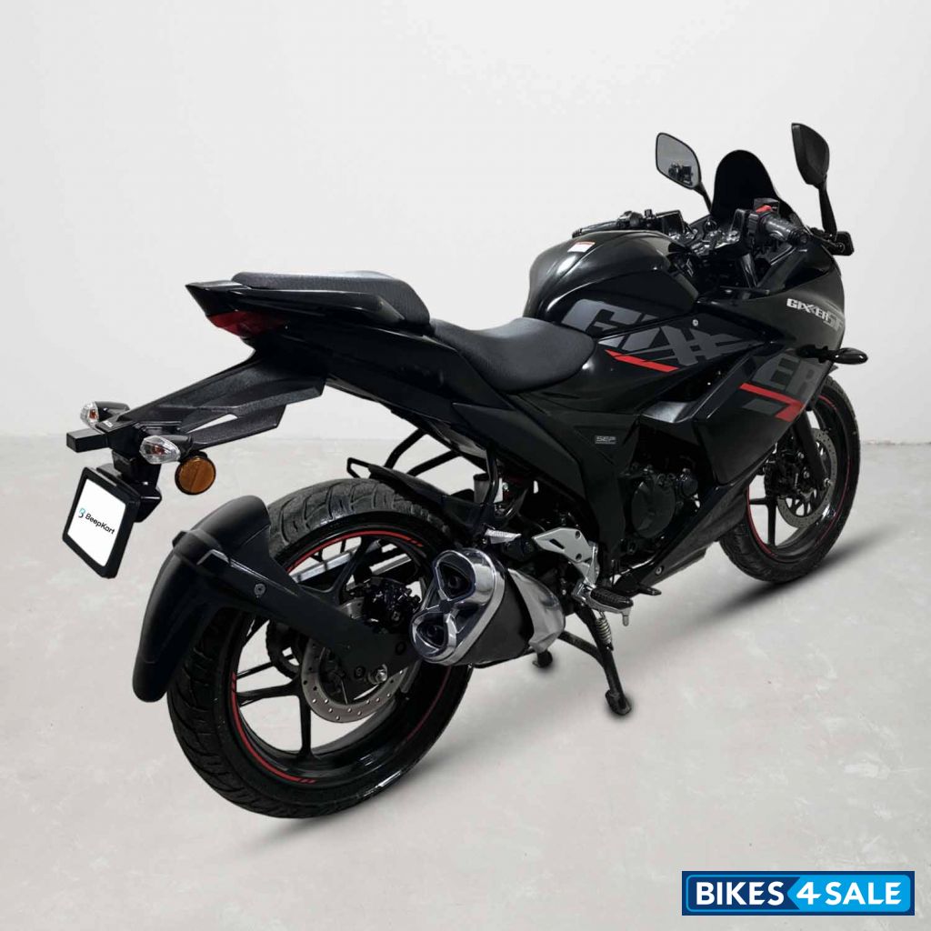 Suzuki Gixxer SF Suzuki Gixxer SF