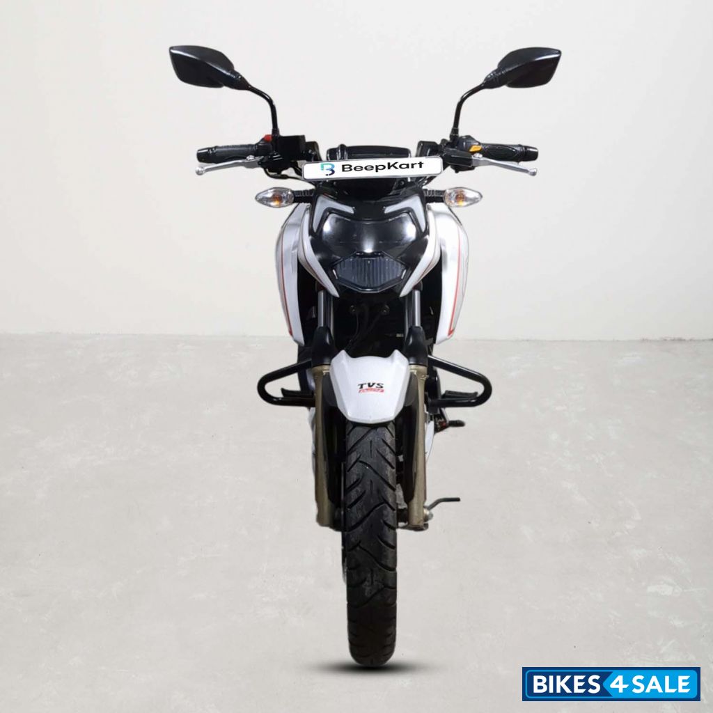 TVS Apache RTR 200 4V