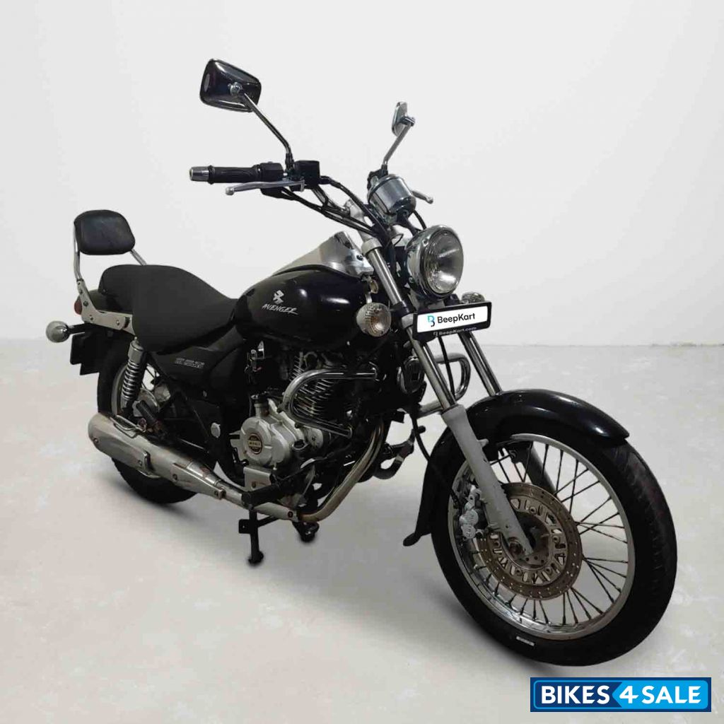 Bajaj Avenger 180 DTS-i
