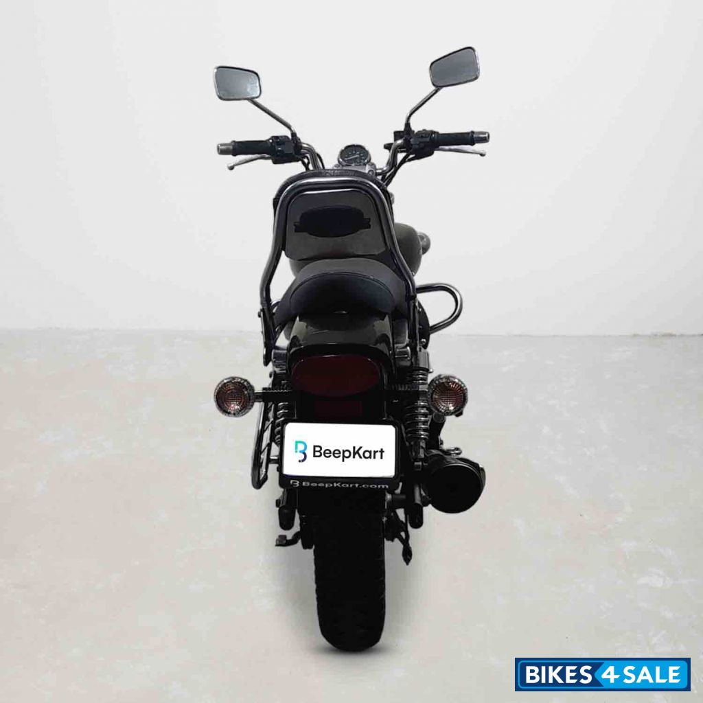 Bajaj Avenger 180 DTS-i