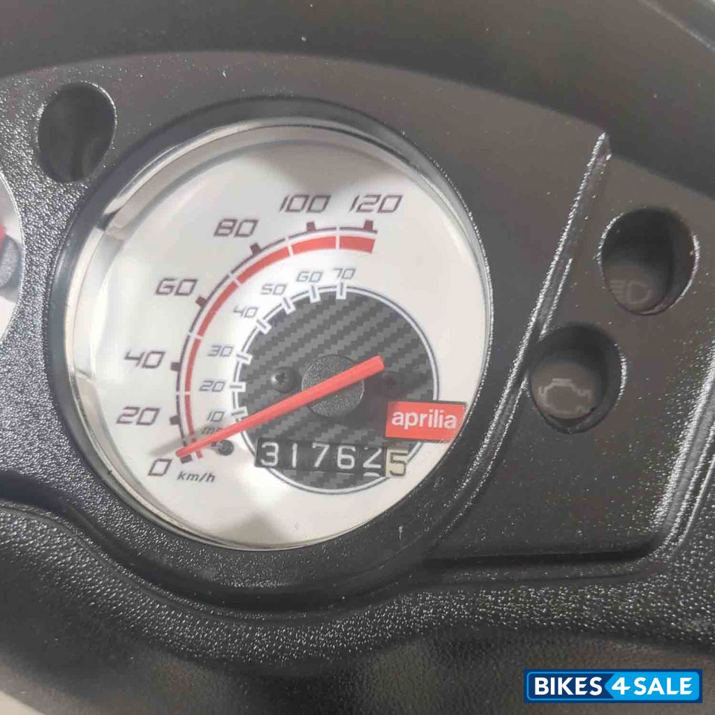 Aprilia Storm 125