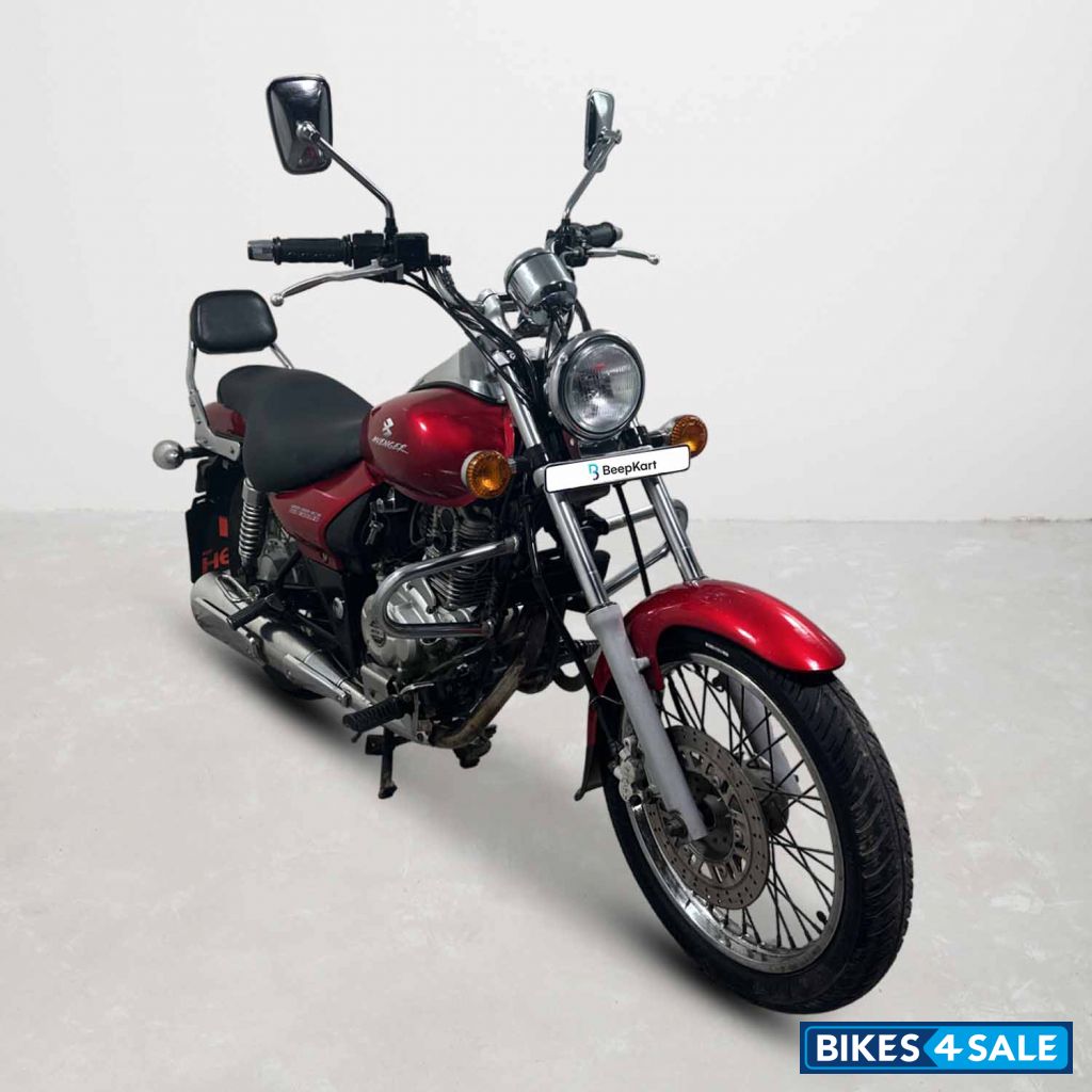 Bajaj Avenger 180 DTS-i
