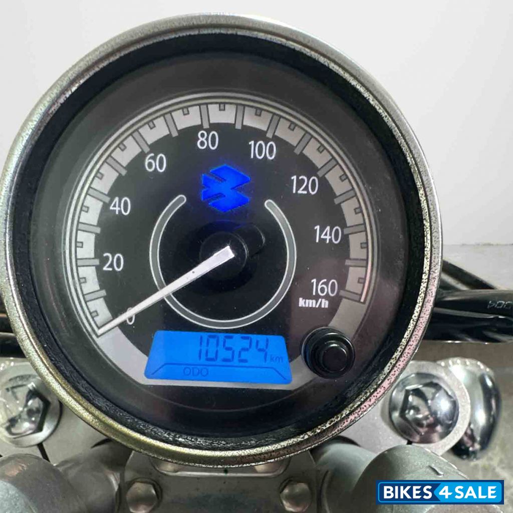 Bajaj Avenger Cruise 220