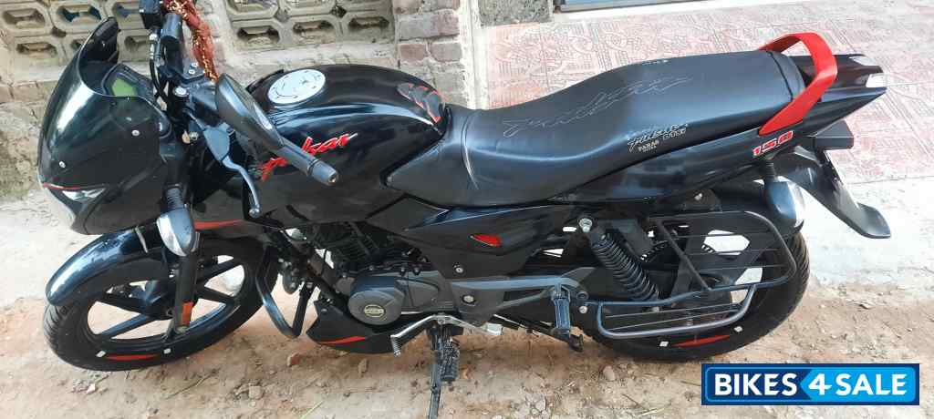 Bajaj Pulsar 150 BS6