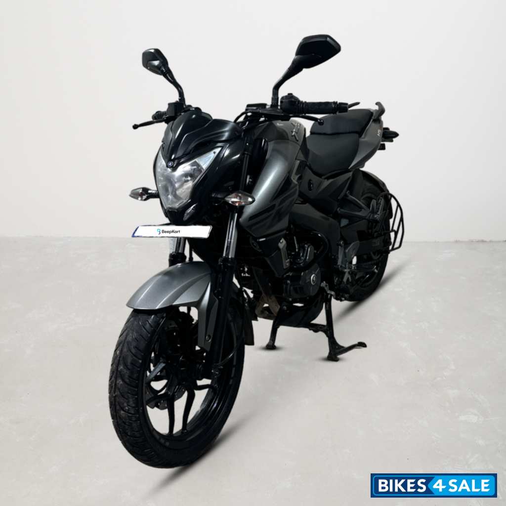 Bajaj Pulsar NS200