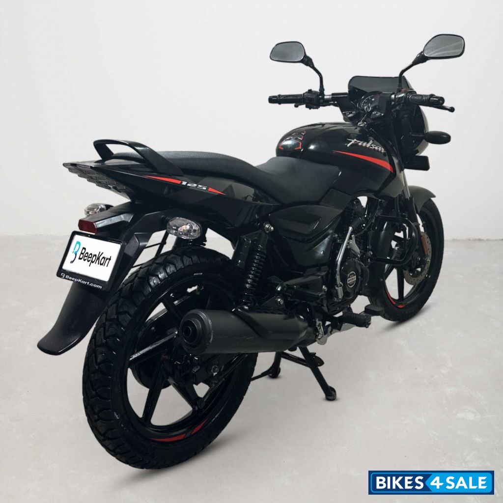 Bajaj Pulsar 125