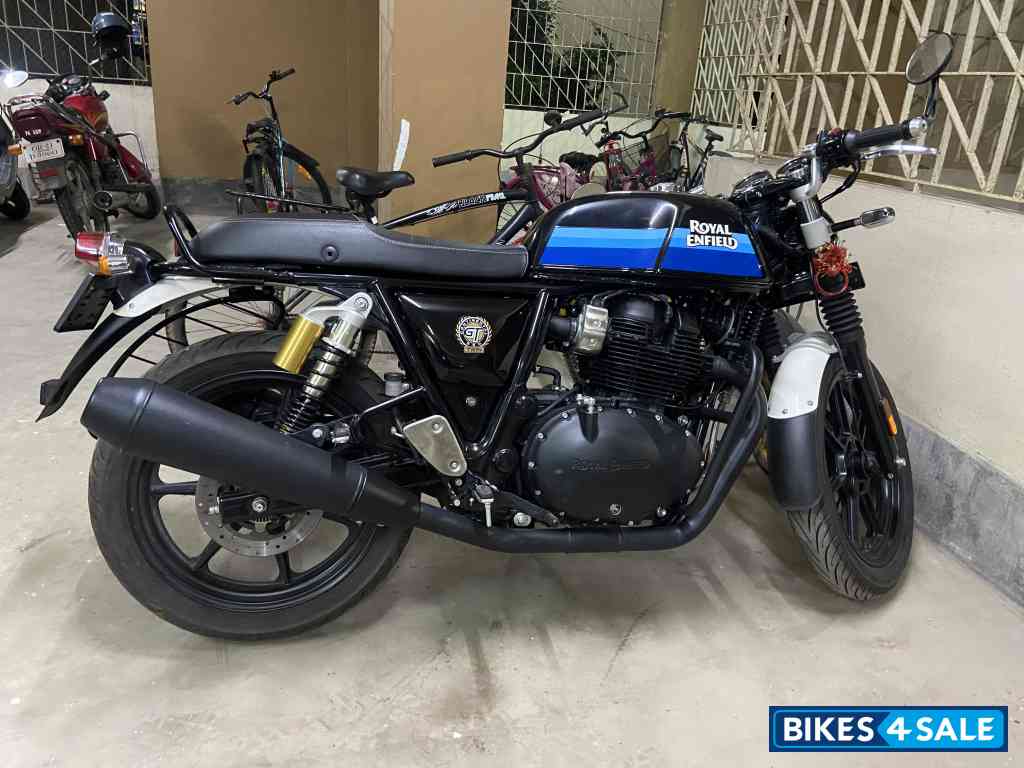 Blue Royal Enfield 2023 Continental GT 650