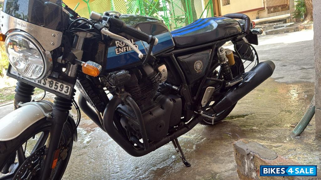 Blue Royal Enfield 2023 Continental GT 650