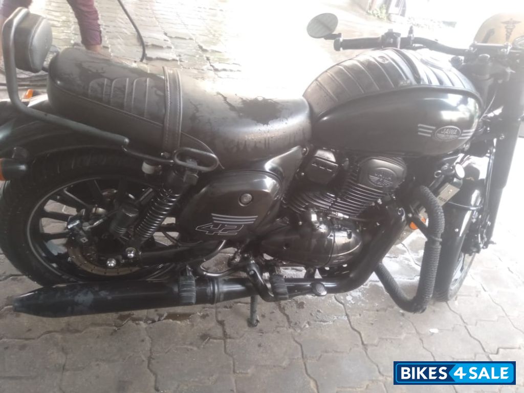 Jawa forty two 2.1 Matt Black Jawa forty two 2.1 Matt Black