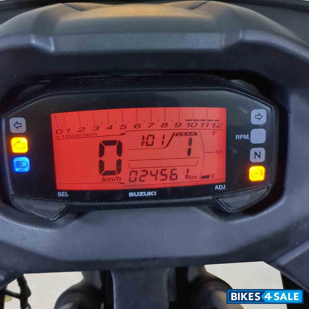 Suzuki Gixxer SF Fi