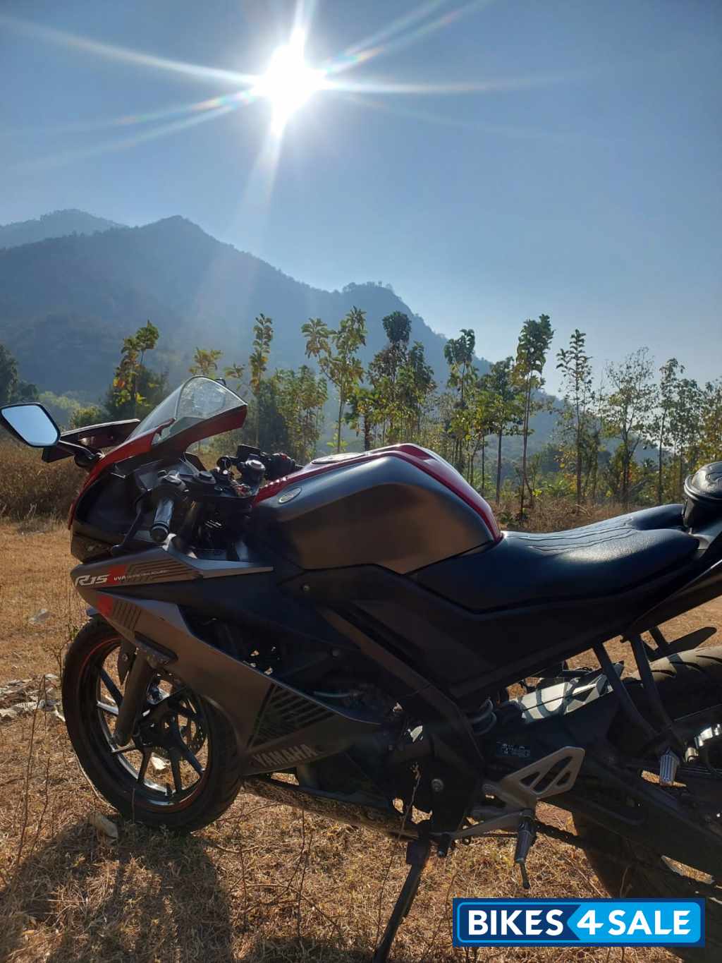 Grey Red Yamaha YZF R15 V3