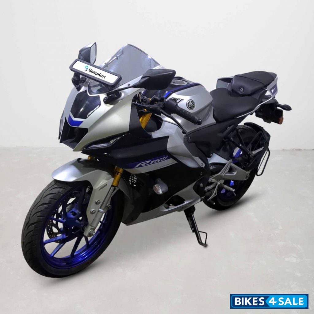 Yamaha YZF R15