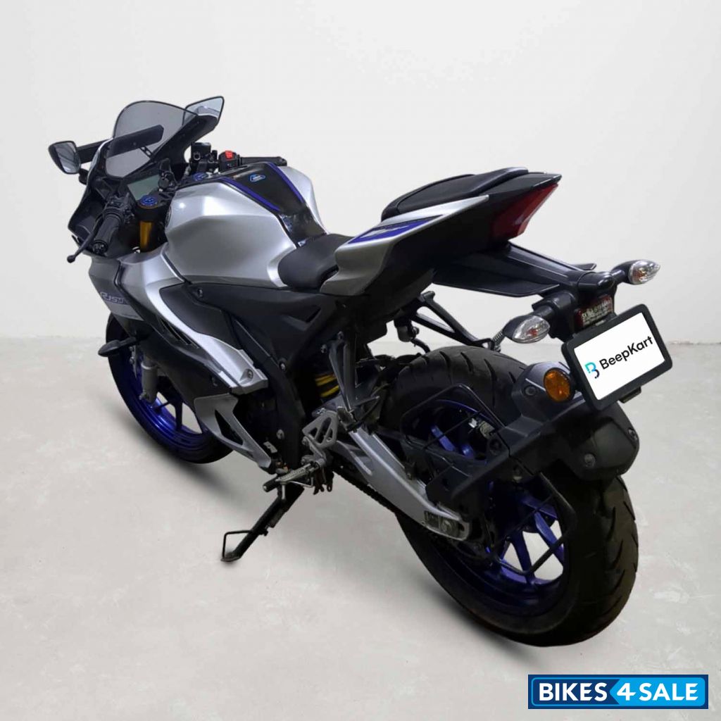 Yamaha YZF R15