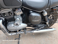 Yezdi Roadster Chrome