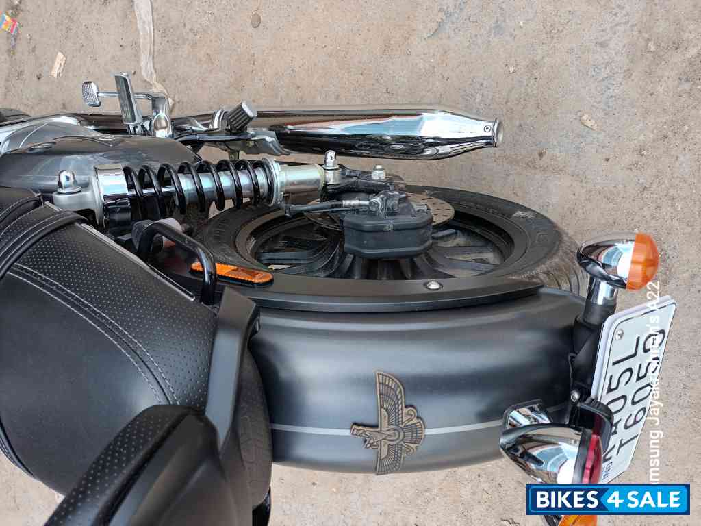 Yezdi Roadster Chrome Yezdi Roadster Chrome