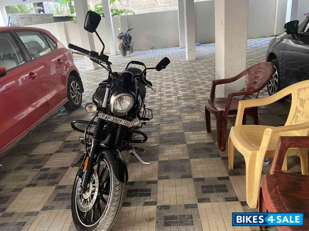 Bajaj Avenger Street 160 BS6