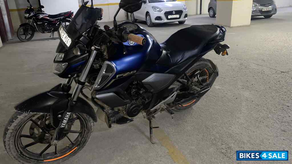Yamaha FZ-S