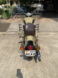 Desert Royal Enfield Classic Desert Storm