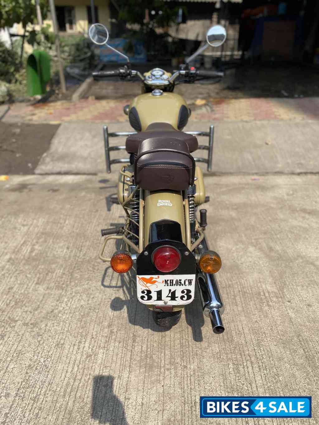 Desert Royal Enfield Classic Desert Storm