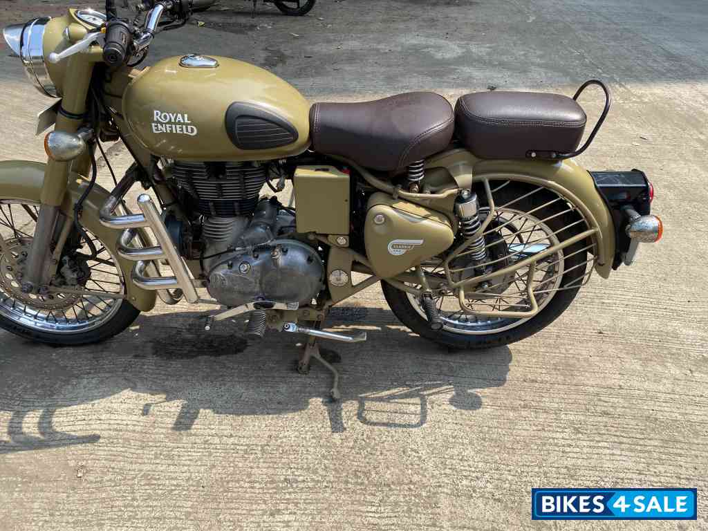 Desert Royal Enfield Classic Desert Storm