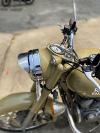 Desert Royal Enfield Classic Desert Storm