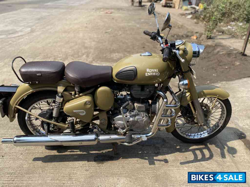 Desert Royal Enfield Classic Desert Storm