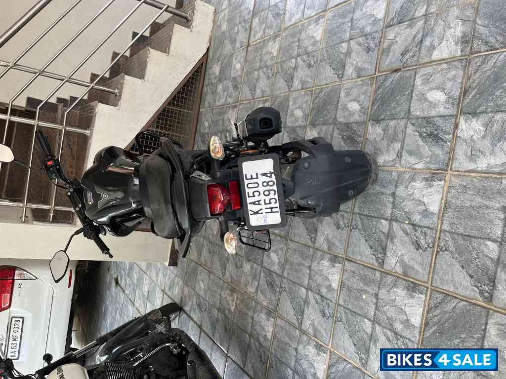 Metalic Black Yamaha FZ FI V3 BS6