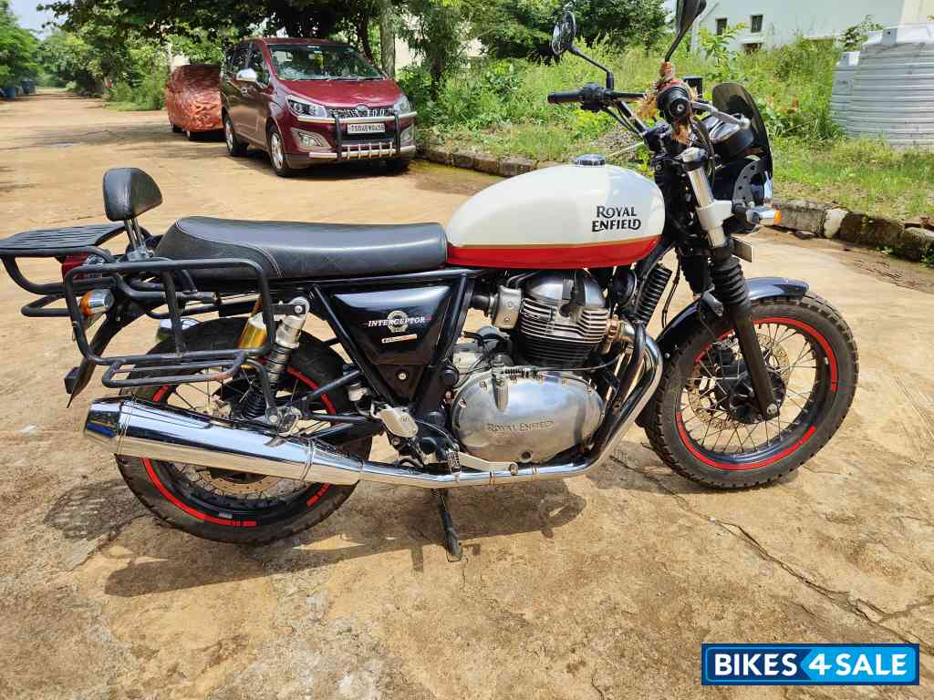 Royal Enfield Interceptor 650 Twin