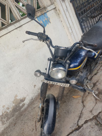 Bajaj Avenger Street 150
