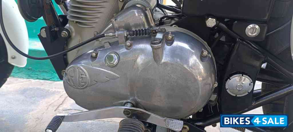 Royal Enfield Classic 350