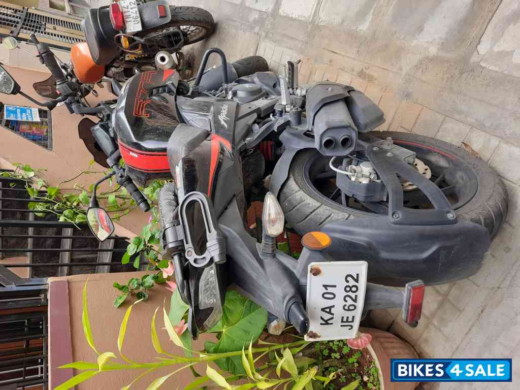 TVS Apache RTR 200 4V ABS