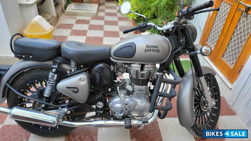 Royal Enfield Bullet Standard 350