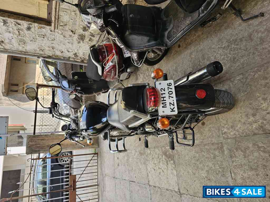 Flicker Black Royal Enfield Thunderbird 500