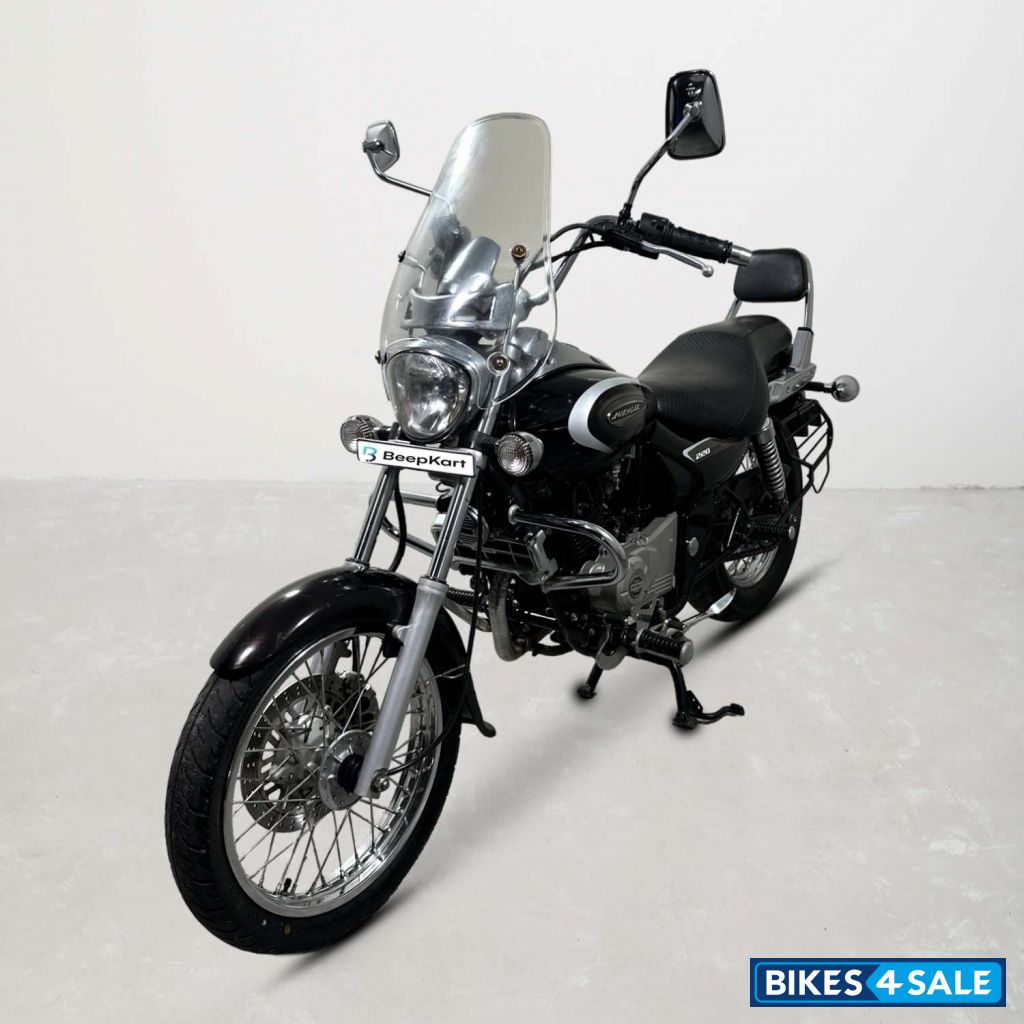 Bajaj Avenger Cruise 220