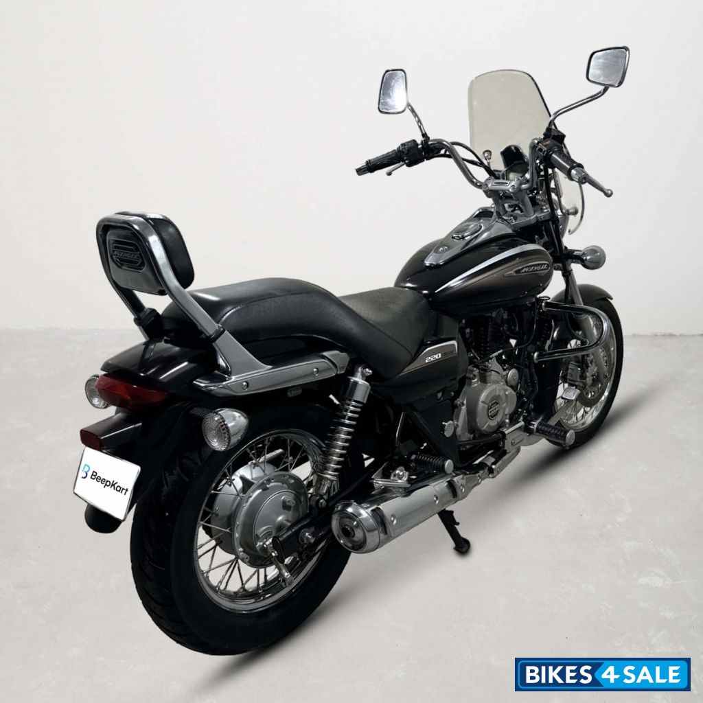 Bajaj Avenger Cruise 220