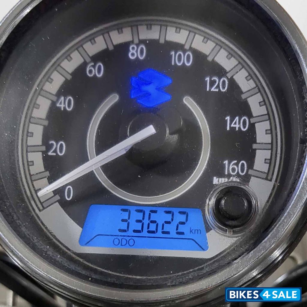 Bajaj Avenger Cruise 220