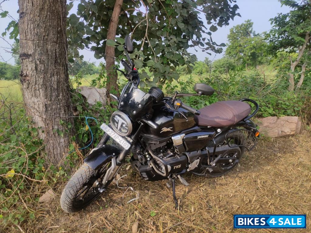 TVS Ronin SS